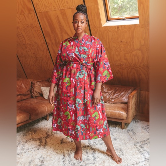 🦢🔮🍷 Printfresh bathrobe in Antelope Forest 🦢🔮🍷 - Picture 8 of 9